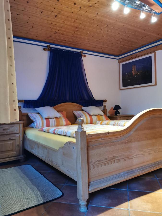 Gaestezimmer Reitinger Siegenburg Buitenkant foto